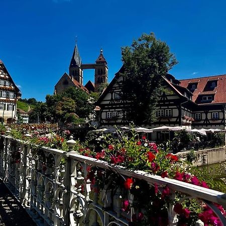 Nah Zur S-Bahn Und Altstadt Esslingen am Neckar Dış mekan fotoğraf